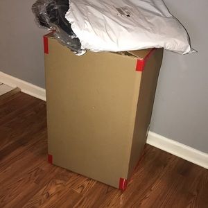 Brand New Nuna Pipa Car seat